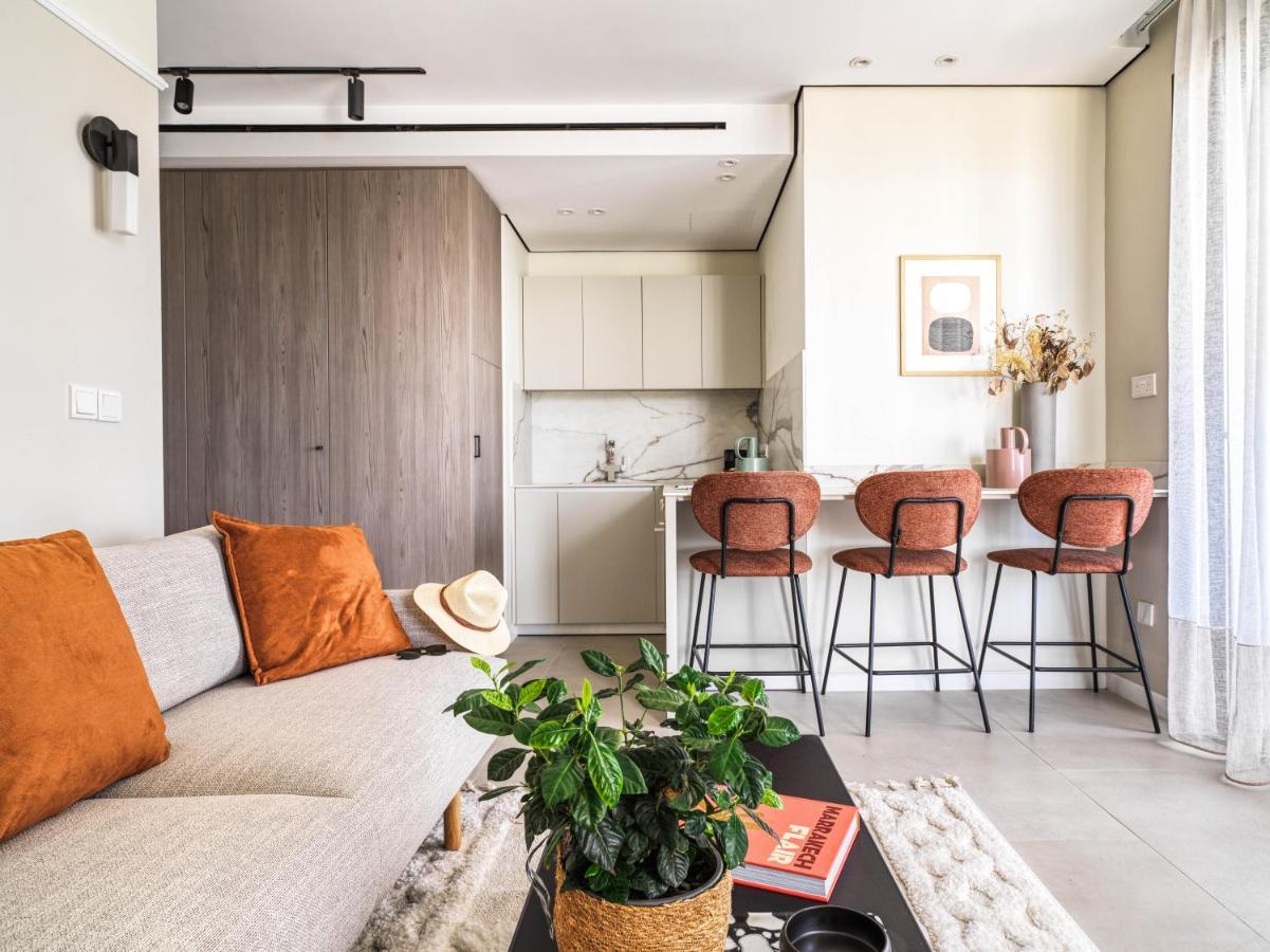 Liv Mackenzie Beach Suites Larnaca Adults Only Екстер'єр фото